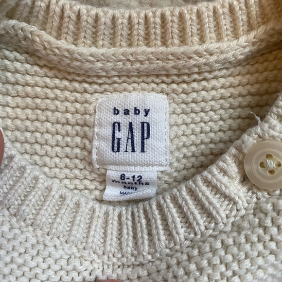Gap infants button-side sweater - Picture 4 of 4